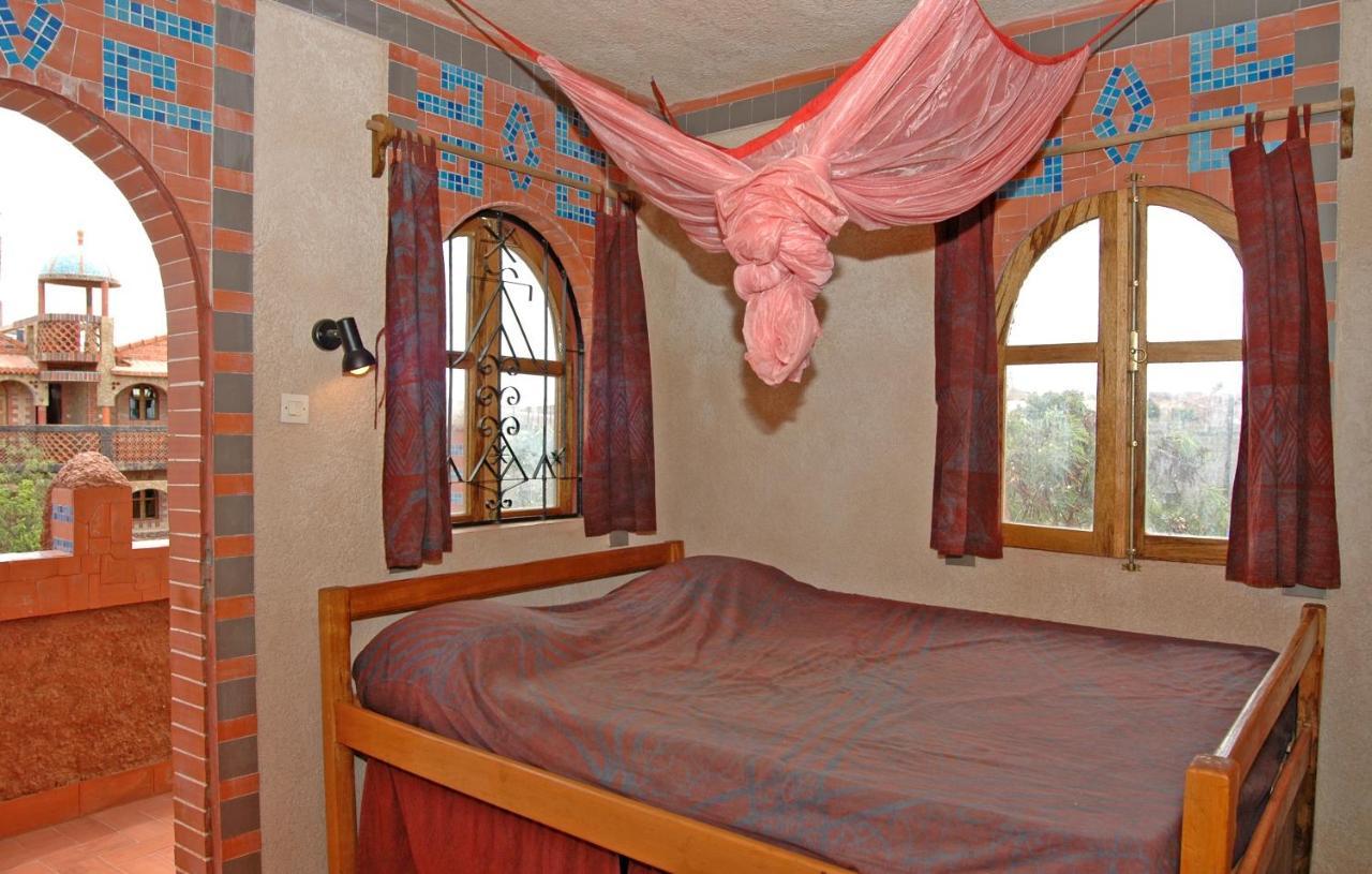 Hotel Sobo Bade Toubab Dialaw Esterno foto